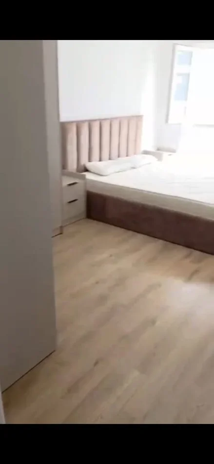 Tirane, jepet me qera apartament 2+1 Kati 2, 82 m² 500 € (Univers City)