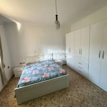 Tirane, jepet me qera shtepi 1+1 Kati 2, 70 m² 450 € (Qytet Studenti)