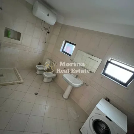 Tirane, jepet me qera shtepi 1+1 Kati 2, 70 m² 450 € (Qytet Studenti)