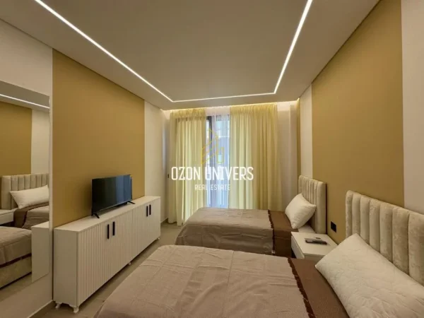 Tirane, jepet me qera apartament 2+1+Ballkon Kati 1, 125 m² 1.600 € (Teg)