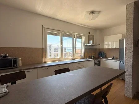 Durres, shitet apartament 2+1+Ballkon Kati 8, 103 m² 145.000 € (Stacioni i Trrenit,Durres)