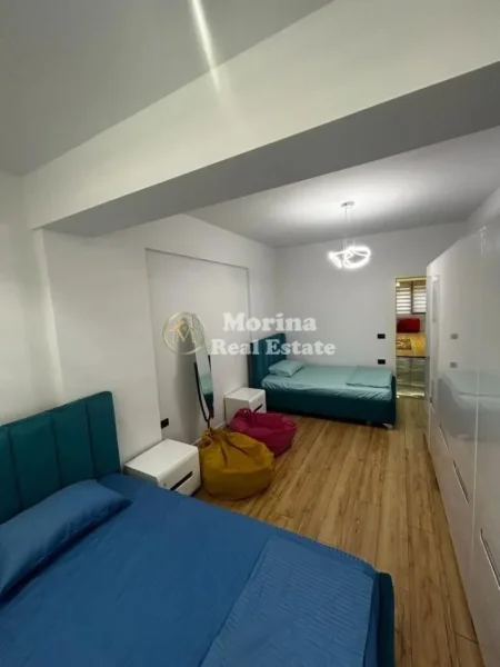 Tirane, jepet me qera apartament 2+1 Kati 2, 100 m² 1.000 € (21 Dhjetori)