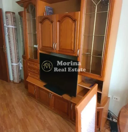 Tirane, jepet me qera apartament 3+1 Kati 4, 130 m² 550 € (Astir)