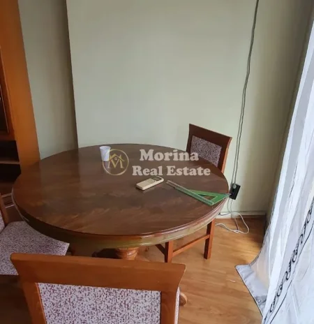 Tirane, jepet me qera apartament 3+1 Kati 4, 130 m² 550 € (Astir)