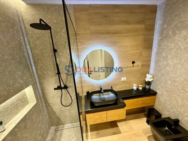 Vlore, shitet apartament+verande | Penthouse 3+1+Ballkon , 305 m² 