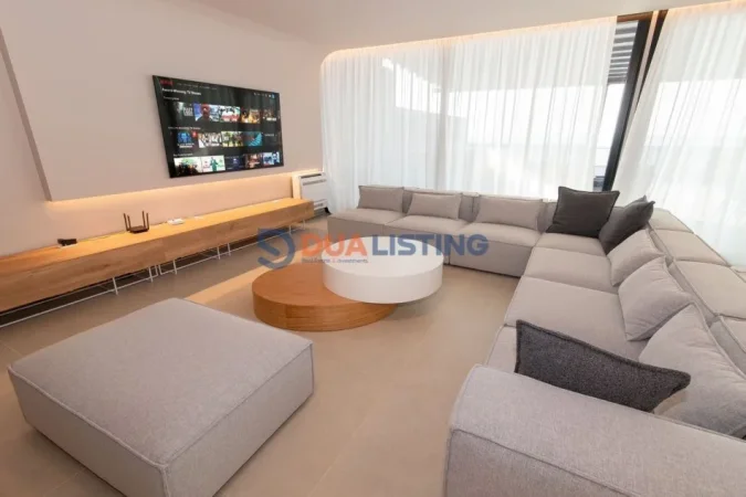 Vlore, shitet apartament+verande | Penthouse 3+1+Ballkon , 305 m² 