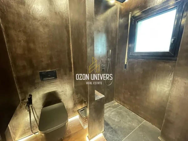 Tirane, shitet apartament 2+1+Ballkon Kati 1, 170 m² 500.000 € (Lundër)