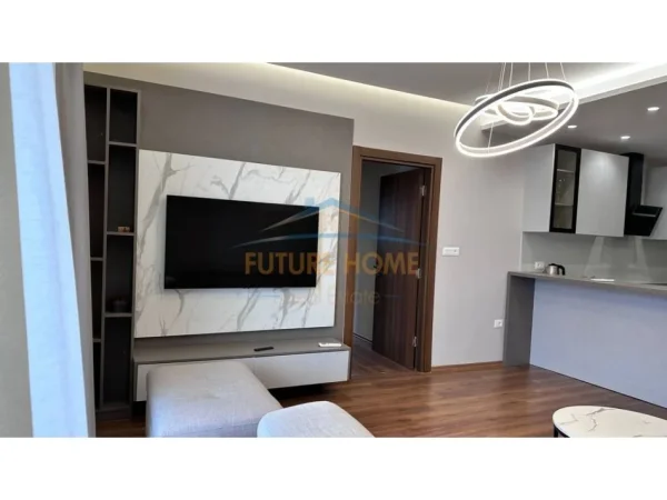 Tirane, jepet me qera apartament 2+1 Kati 9, 96 m² 850 € (FARAMCIA 10)