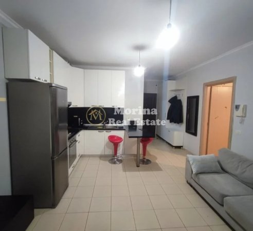 Tirane, jepet me qera apartament 1+1 Kati 3, 70 m² 600 € (Liqeni i Thate)
