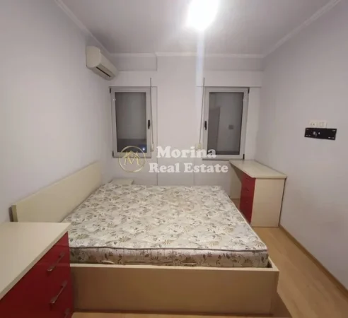 Tirane, jepet me qera apartament 1+1 Kati 3, 70 m² 600 € (Liqeni i Thate)