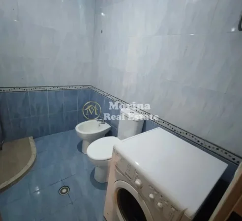 Tirane, jepet me qera apartament 1+1 Kati 3, 70 m² 600 € (Liqeni i Thate)
