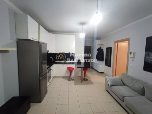 Tirane, jepet me qera apartament 1+1 Kati 3, 70 m² 600 € (Liqeni i Thate)