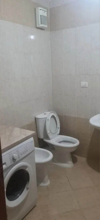 Tirane, jepet me qera apartament 2+1 Kati 7, 111 m² 500 € (don bosko)