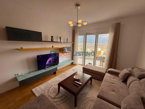 Tirane, jepet me qera apartament 2+1 , 110 m² 1.000 € (Kopshti Botanik)