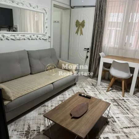 Tirane, jepet me qera apartament 1+1 Kati 1, 60 m² 500 € (Rruga e Dibres)