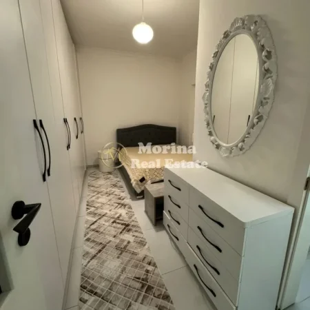 Tirane, jepet me qera apartament 1+1 Kati 1, 60 m² 500 € (Rruga e Dibres)