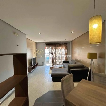 Tirane, jepet me qera apartament 1+1 Kati 5, 75 m² 550 € (Komuna e Parisit)