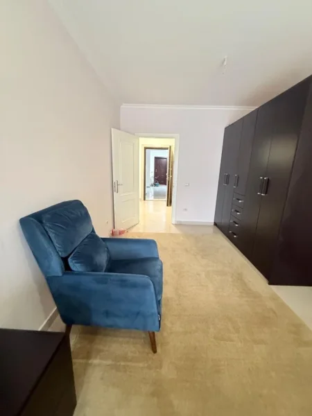 Tirane, jepet me qera apartament 1+1 Kati 3, 85 m² 600 € (LIQENI I THATE)