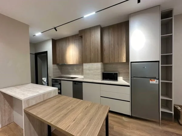 Tirane, jepet me qera apartament 2+1 Kati 9, 104 m² 1.200 € (Golden Tower Residence)