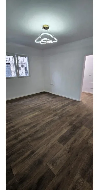 Tirane, shitet apartament 1+1 Kati 1, 57 m² 137.000 € (ALI DEMI)