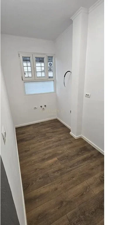Tirane, shitet apartament 1+1 Kati 1, 57 m² 137.000 € (ALI DEMI)