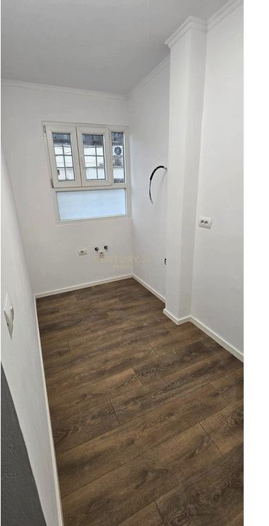Tirane, shitet apartament 1+1 Kati 1, 57 m² 137.000 € (ALI DEMI)