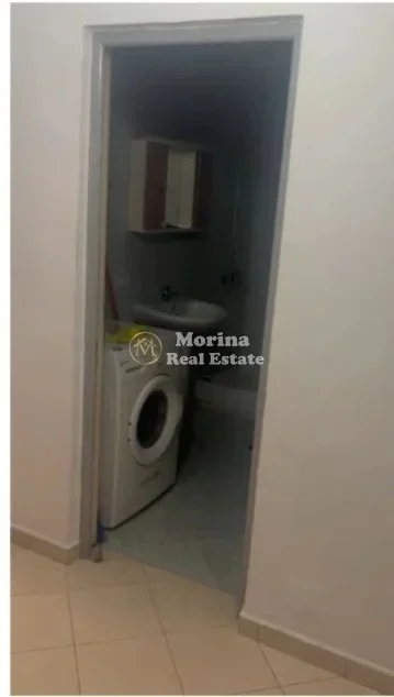 Tirane, jepet me qera apartament 1+1 Kati 5, 70 m² 500 € (Pallati me Shigjeta)