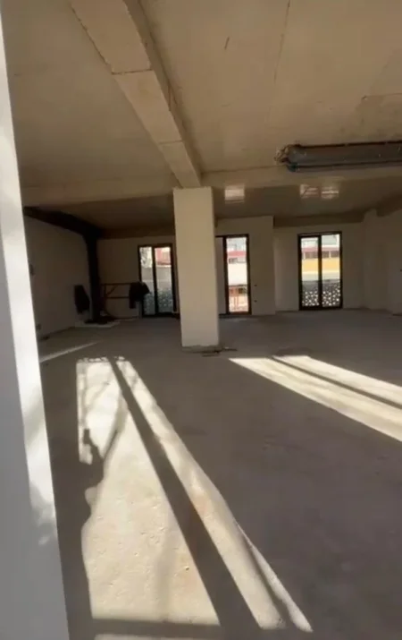 Tirane, shitet zyre Kati 1, 230 m² 1.035.000 € (VASIL SHANTO)