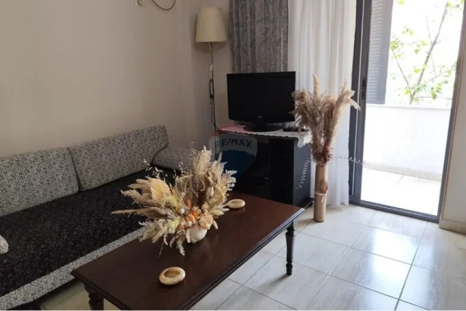 Tirane, shitet apartament 2+1 Kati 3, 102 m² 189.000 € (Ne fillim te rruges Ali Demi)
