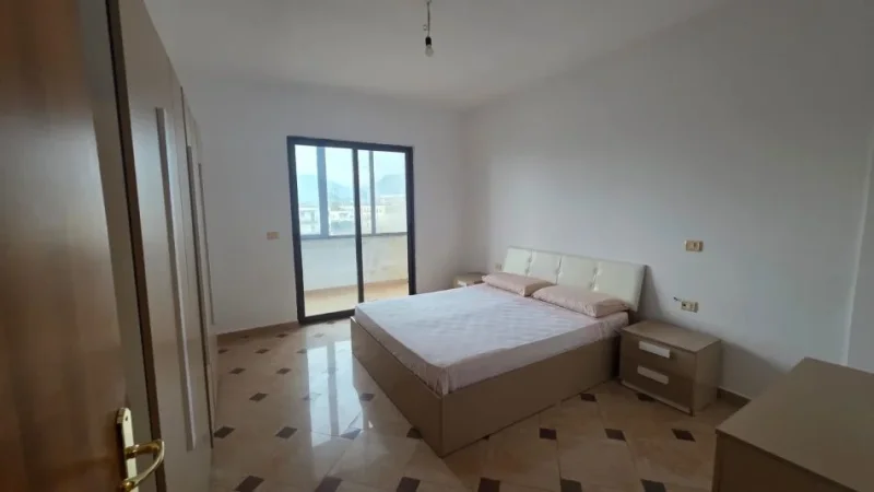 Tirane, jepet me qera apartament 2+1 Kati 2, 120 m² 500 € (Big Market perballe Kristal Center te Mbikalimi)