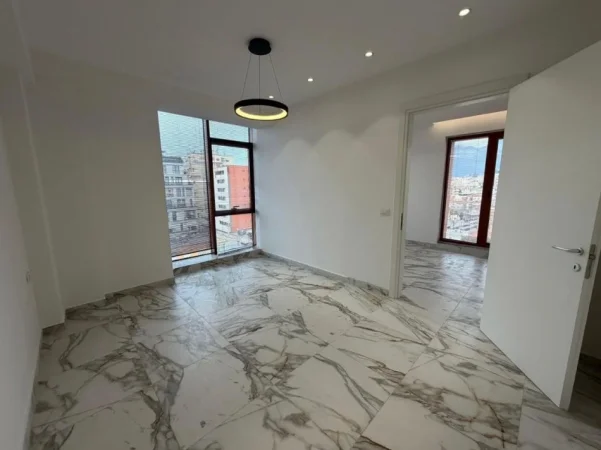 Tirane, shitet apartament 1+1 Kati 6, 68 m² 235.000 € (Rruga e Kavajes)