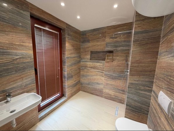 Tirane, shitet apartament 1+1 Kati 6, 68 m² 235.000 € (Rruga e Kavajes)