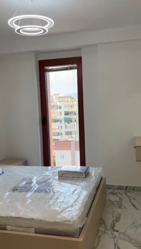 Tirane, shitet apartament 1+1 Kati 6, 53 m² 250.000 € (Rruga e Kavajes)
