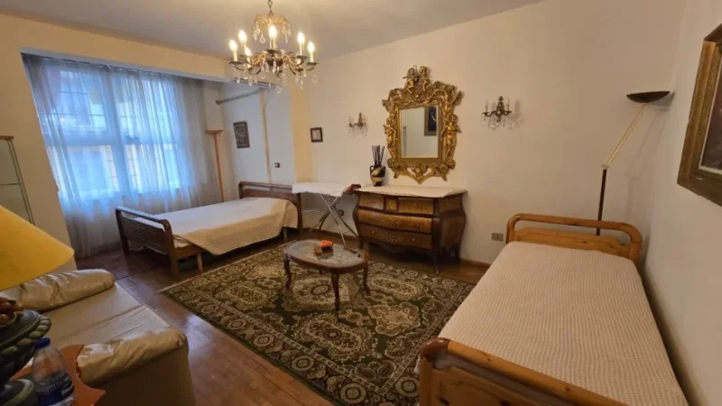 Tirane, jepet me qera apartament 2+1+Ballkon Kati 2, 100 m² 700 € 