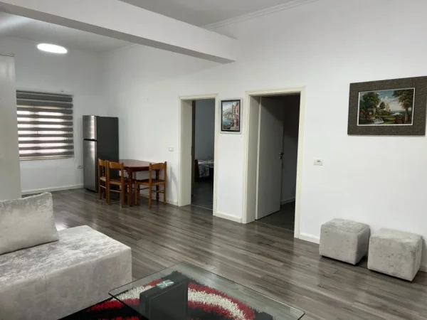 Tirane, jepet me qera apartament 2+1 Kati 2, 81 m² 500 € (Qytet Studenti)