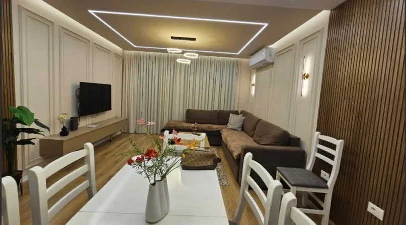 Tirane, jepet me qera apartament duplex 2+1 Kati 2, 104 m² 1.400 € (Qender)