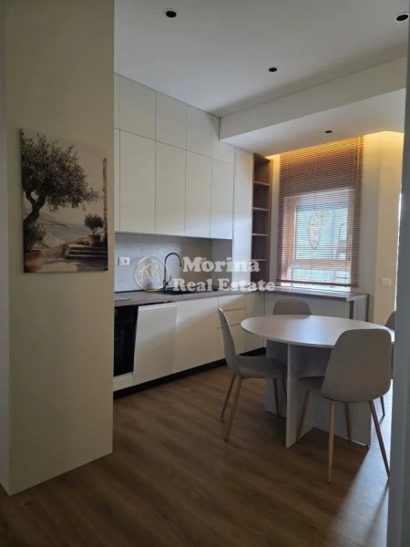 Tirane, jepet me qera apartament 1+1 Kati 9, 64 m² 550 € (Ali Demi)