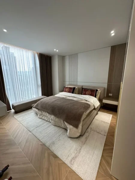jepet me qera Vile , 225 m² 3.800 € (Farkë)