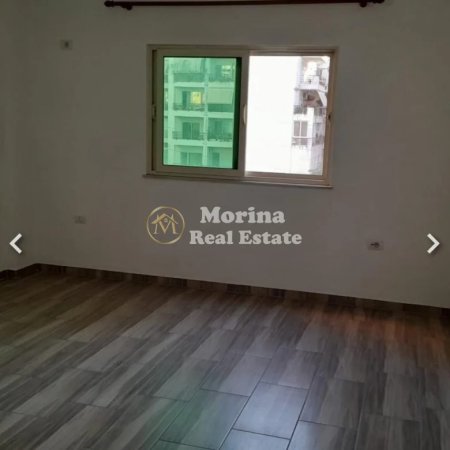 Tirane, jepet me qera apartament 1+1 Kati 3, 110 m² 400 € (Kodra e Diellit)