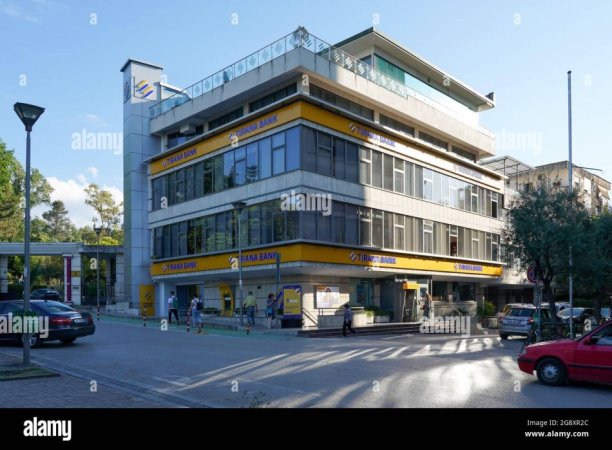 Jepet Apartament 1+1 me Qera në Rrugen Vaso Pasha afer Gardes, Liqenit dhe Bllokut,   450 €URO