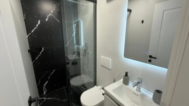 Tirane, shitet apartament 1+1+Aneks Kati 5, 66 m² 200.000 € 