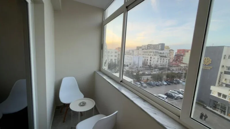 Tirane, shitet apartament 1+1+Aneks Kati 5, 66 m² 200.000 € 