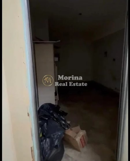 Tirane, shitet ambjent biznesi Kati -1, 80 m² 114.000 € (Selvia)