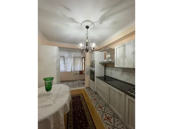Tirane, shitet apartament 2+1+Aneks+Ballkon Kati 3, 106 m² 318.000 € 