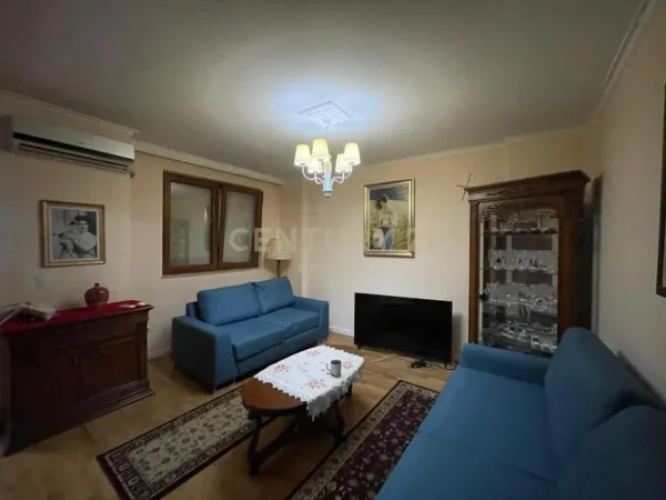 Tirane, shitet apartament 2+1+Aneks+Ballkon Kati 3, 106 m² 318.000 € 