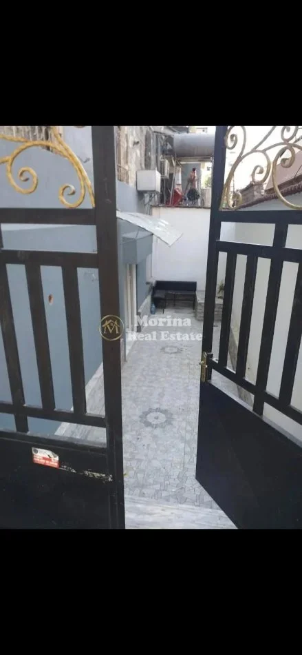 Tirane, jepet me qera ambjent biznesi Kati 1, 60 m² 400 € (Shkolla e Bashkuar)