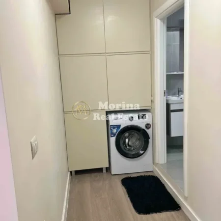 Tirane, jepet me qera shtepi 1+1 Kati 1, 65 m² 400 € (Selite, Universiteti Barleti)