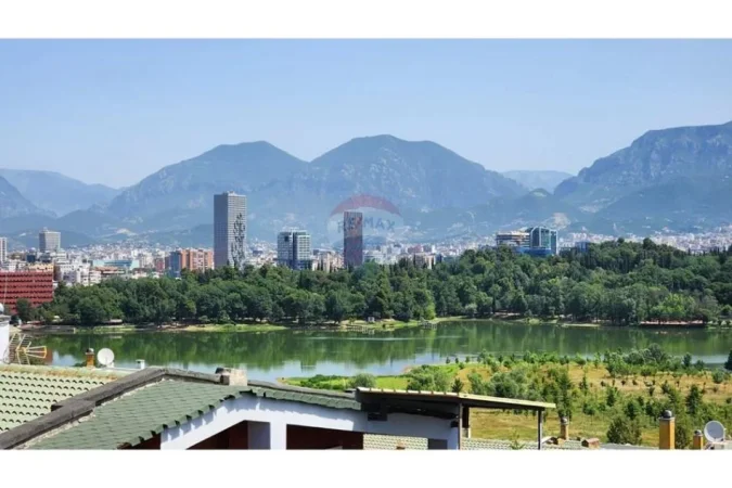 Tirane, jepet me qera apartament+verande | Penthouse 3+1+Ballkon Kati 7, 360 m² 150.000 € (Parku i Liqenit te Tiranes)