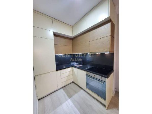 Tirane, jepet me qera apartament 2+1+BLK Kati 2, 93 m² 650 Euro (Kopshti Botanik Zoologjik)