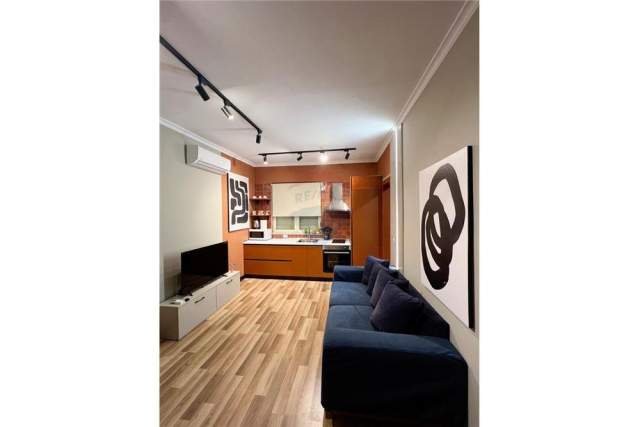 Tirane, jepet me qera apartament 2+1 Kati 5, 75 m² 550 Euro (Myslym Shyri)